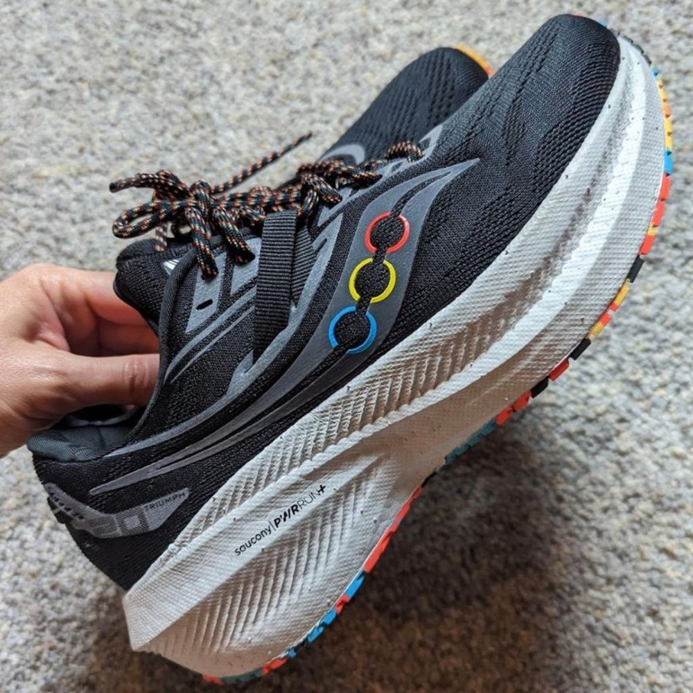Saucony WOMEN'S VIZIPRO TRIUMPH 20 Running Shoes